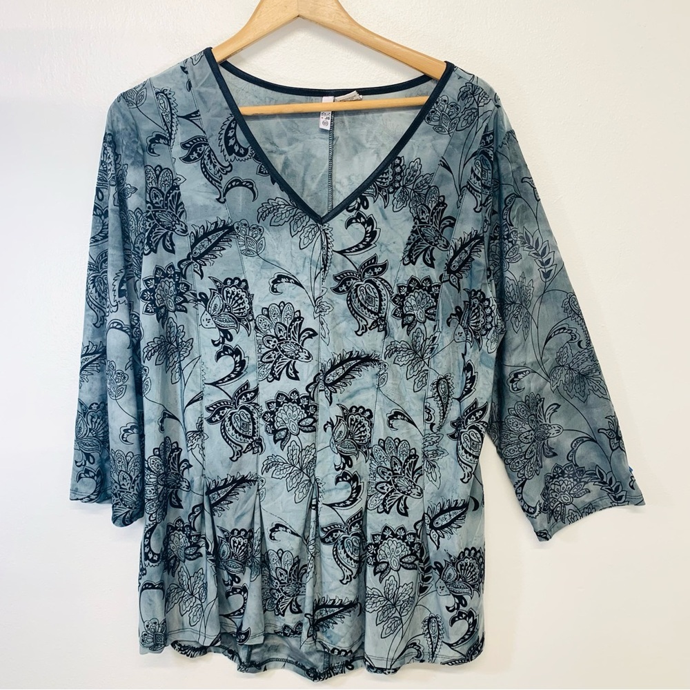Sami Jo Top Woman 2X Gray Black Velvet Floral  Stretch Knit V Neck Casual Office